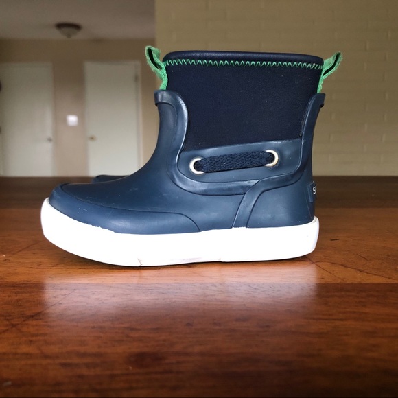 sperry seawall boots